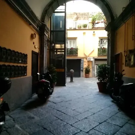 Casa Velata A Spaccanapoli Exterior photo